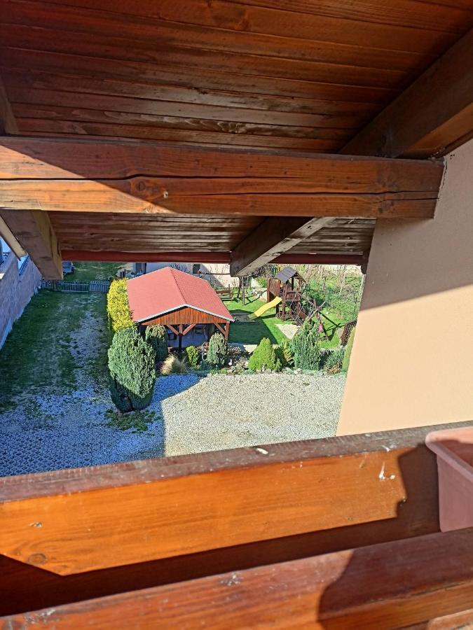 Apartmán Zlatá rybka Podhájska Exterior foto